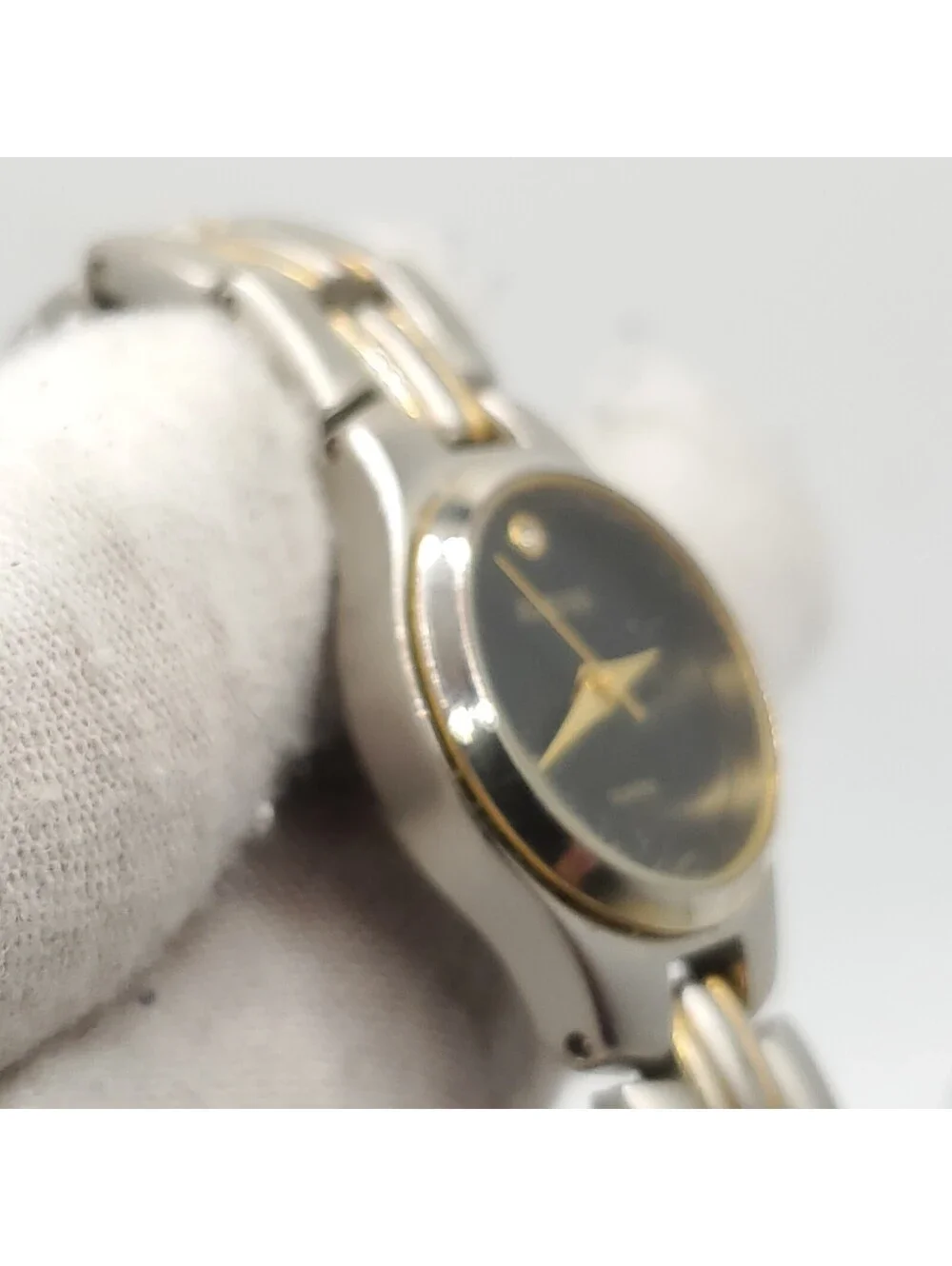 Rumours Quartz Watch Women 22mm Black Dial Two-Tone Round New Battery